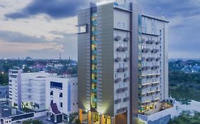 KHAS Pekanbaru Hotel